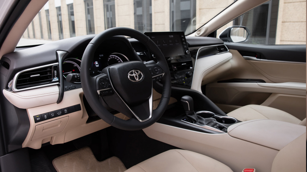 noi-that-toyota-camry-2022-banxegiatot-com-vn-10